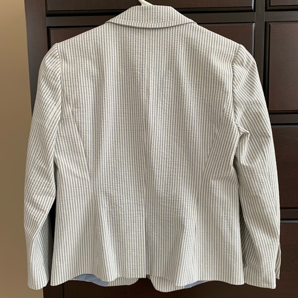 Ann Taylor one button blazer petite p00 - Picture 3 of 6